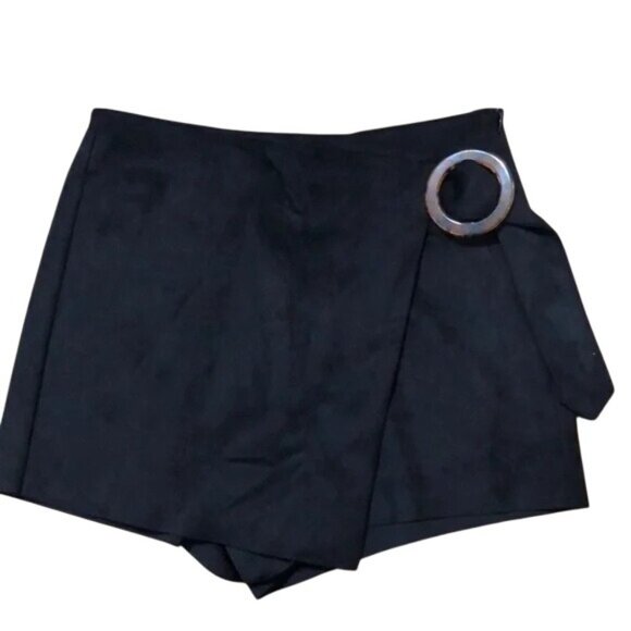 2/$30 ZARA XS Black Skort With Tortoise Ring Detail Polyester & Elastane - Picture 3 of 12